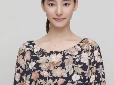 新木優子の衣装